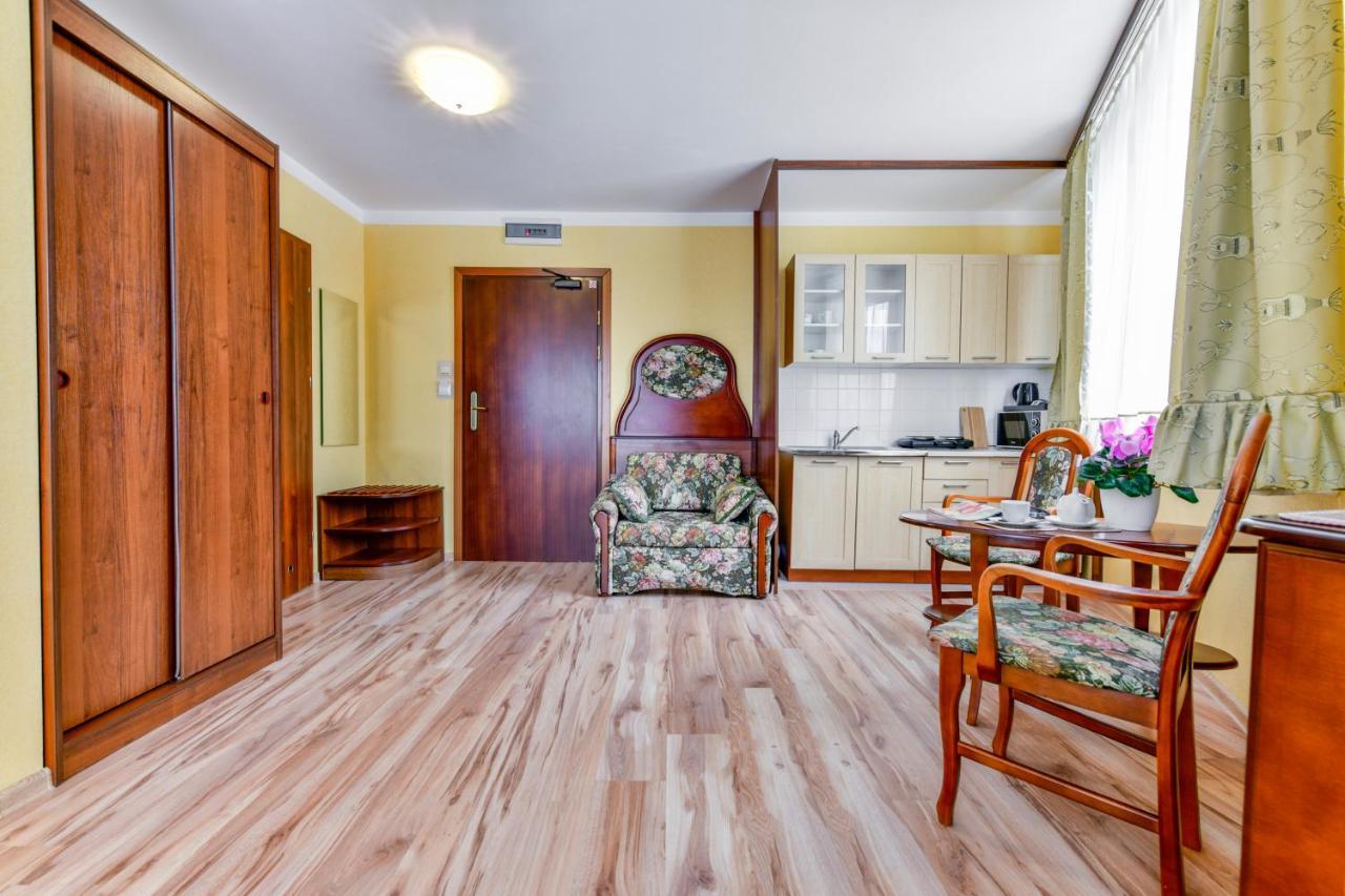 Apartamenty Sobieski Kołobrzeg Esterno foto